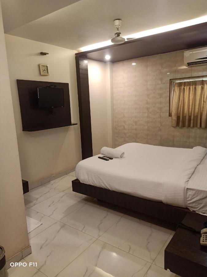 Hotel Bkc Palace Inn - Jio World Convention Center And Us Visa Center హోటల్ బి కే సి ప్యాలెస్ ఇన్ Мумбай Екстериор снимка