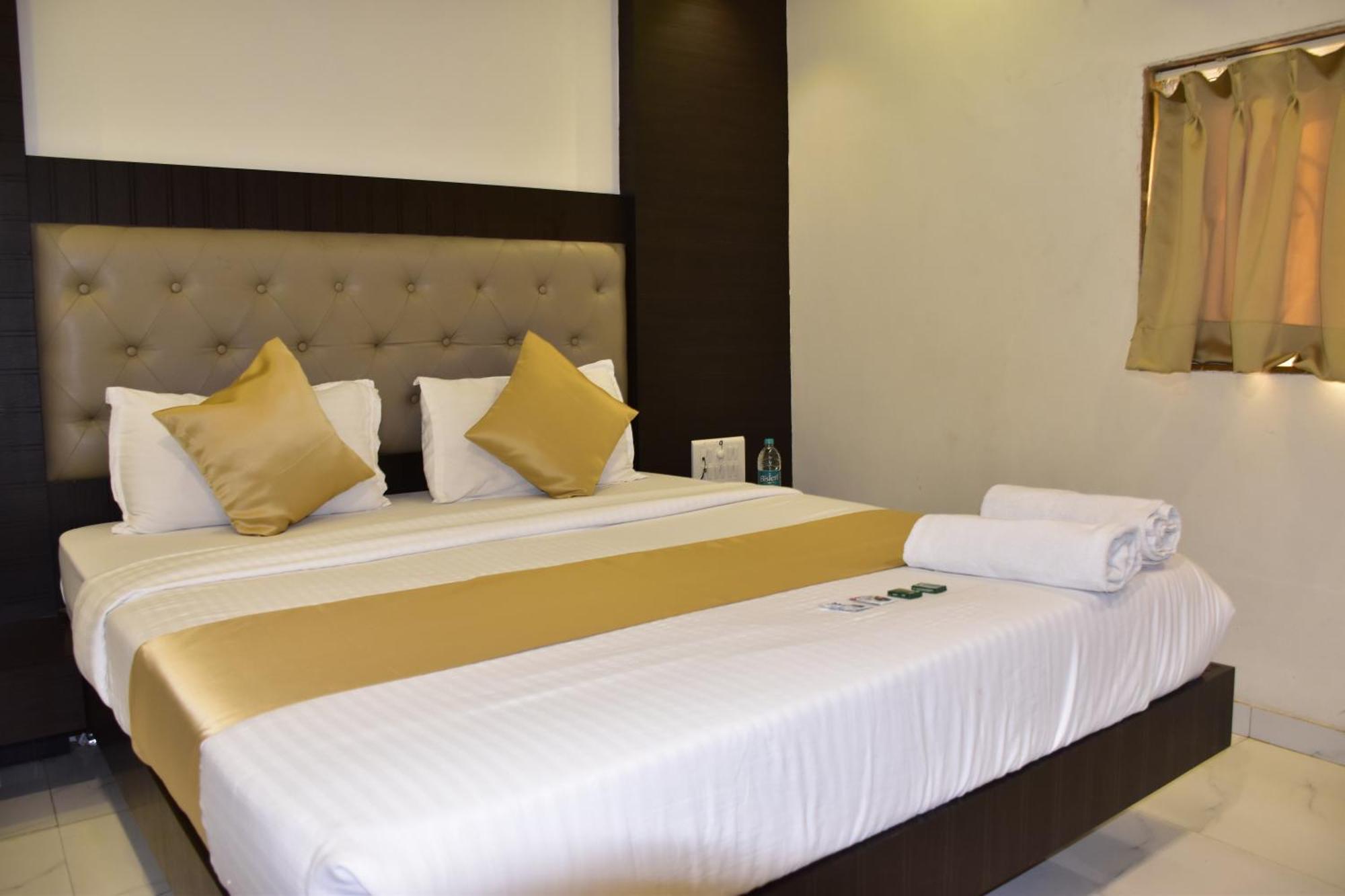 Hotel Bkc Palace Inn - Jio World Convention Center And Us Visa Center హోటల్ బి కే సి ప్యాలెస్ ఇన్ Мумбай Екстериор снимка